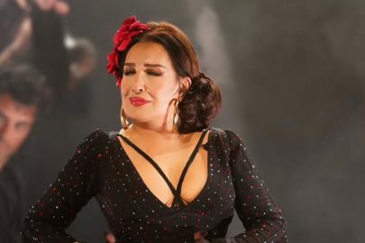 Nükhet Duru’dan Beren Saat’e destek geldi: Dünyaya mesaj vermiş