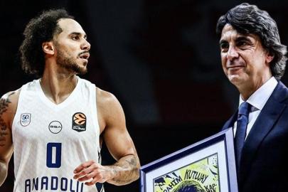 Shane Larkin'den İbrahim Kutluay'a zehir zemberek sözler! 'Soytarı, acınası adam...'