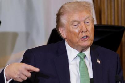 ABD Başkanı Trump, Netanyahu'ya İran'ın petrol ve doğalgaz sahalarına saldırmamasını söylediğini belirtti