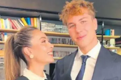 Anne-oğul tarzıyla göz kamaştırdı