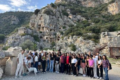 Antalyalı öğrenciler şehrini tanıyor