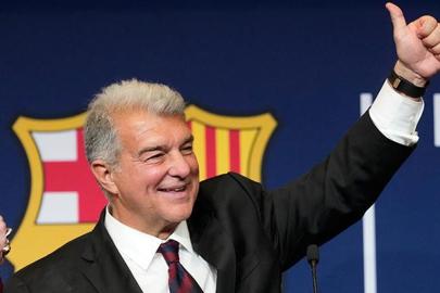 Barcelona'da Joan Laporta, yeniden başkan seçildi