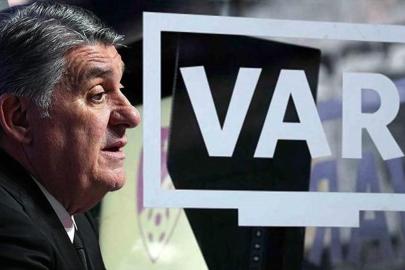 Beşiktaş'tan gece yarısı olay açıklama: 'Portekizli eğitmenler VAR odasında yer almakta mıdır?'