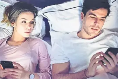 Eşten maaşı gizlemek!