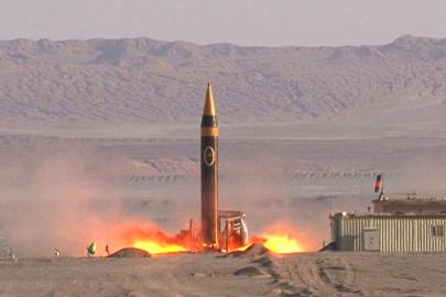 İran: Bölgedeki ABD üslerine ağır füzelerle saldırı gerçekleştirdik