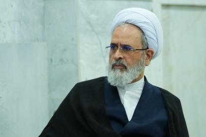 İran'da Geçici Liderlik Konseyi Üyesi Ayetullah Arafi ilk kez konuştu