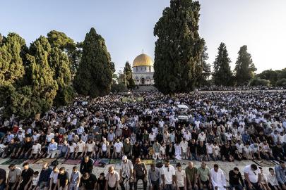 İşgalci İsrail Mescidi Aksa'da cuma namazı kılınmasına izin vermiyor