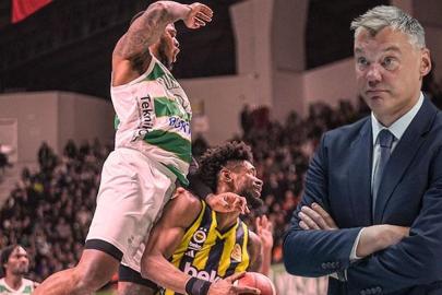 Jasikevicius'a 'Timsah' ısırığı! Üst üste 4. yenilgi Bursa'da... Bursaspor Basketbol - Fenerbahçe Beko maç sonucu 89-83