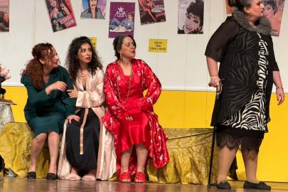 'Kadıncıklar' oyunu büyük ilgi gördü