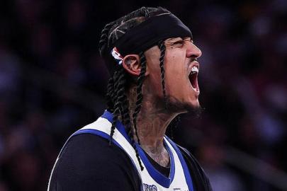 Knicks, 21 sayıdan gelip Warriors'ı devirdi