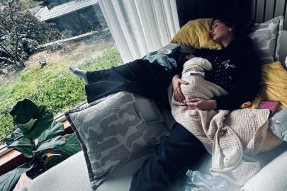 Neslihan Atagül'den duygusal kutlama: Oğlu 1 yaşına girdi