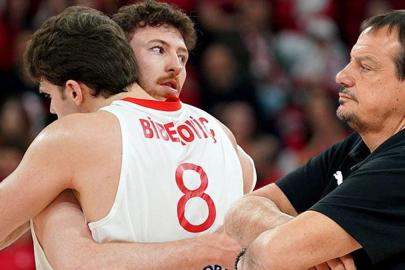 (ÖZET) 12 Dev Adam sahasında Sırbistan'ı devirdi! Bir üst tura yükseldi | Türkiye - Sırbistan maç sonucu: 94-86