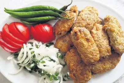 Pratik misafir sofrası