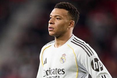 Real Madrid'de ortalık karıştı! Kylian Mbappe'ye yanlış tedavi iddiası gündemi sarstı