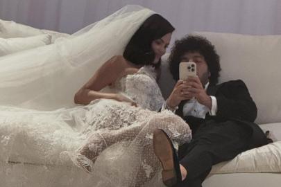 Son görüntüleri eleştirilen Benny Blanco’dan yanıt: Ayaklarım harika! Magazin