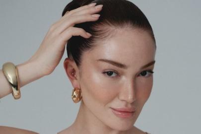 Sosyal medya fenomeni Danla Bilic göğüs implantlarını çıkarttı