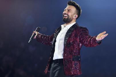 Tarkan, Abu Dhabi'deki 2 konserini iptal etme kararı aldı