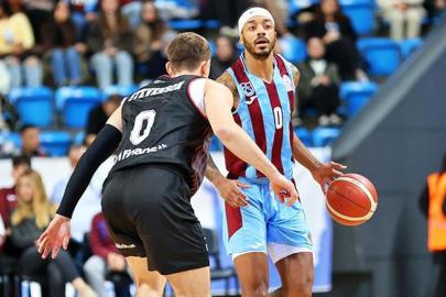 Trabzonspor evinde Glint Manisa Basket'i son çeyrekte devirdi (Maç Sonucu 96-92)