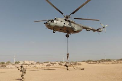 Trump'ın Hürmüz Boğazı'nı açmazsa İran'ın enerji tesislerini vururuz tehdidine Tahran'dan yanıt