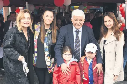 23 Nisan’da minik kalplere dokundular