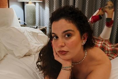 7. ameliyatını oldu! Oyuncu Aslı Bekiroğlu ağlayarak paylaşım yaptı