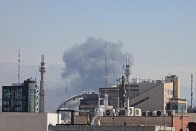 ABD ve İsrail, Tahran'a saldırı düzenledi