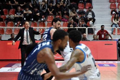 Aliağa Petkimspor Başantrenörü Orhun Ene: Aliağa Petkimspor'u hak ettiği yere getirmeliyiz