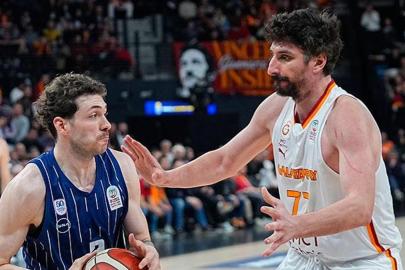 Anadolu Efes deplasmanda Galatasaray'ı devirdi