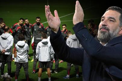 Arda Turan'dan A Milli Takım'a övgü dolu sözler! 'Montella olağanüstü bir teknik direktör'