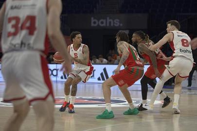 Bahçeşehir Koleji-Karşıyaka: 74-88