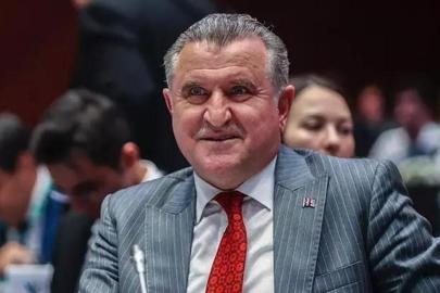 Bakan Bak’tan Fenerbahçe Opet'e tebrik mesajı