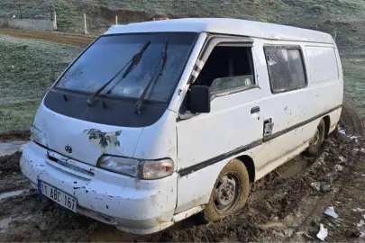 Bilecik Pazaryeri’nde kaçak orman emvaline suçüstü!