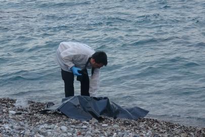 Denize girdi, saatler sonra cansız bedeni bulundu