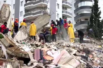 Depremde yıkılan apartmanın firari müteahhidi Tayland'da yakalandı