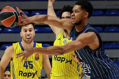 Efes'te yüzler gülmüyor, bir yenilgi daha... Maccabi Tel Aviv - Anadolu Efes maç sonucu 103-89