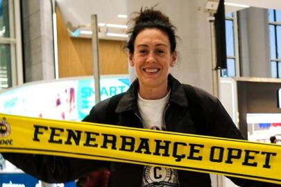 Fenerbahçe'nin yeni yıldızı İstanbul'a geldi