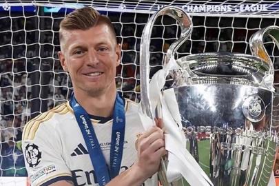 Futbolu bırakmıştı, Toni Kroos yeniden Real Madrid yolunda! Anlaşma tamam...
