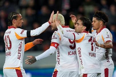Galatasaray, Fenerbahçe ile puan farkını 4'e çıkardı