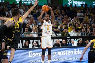 Galatasaray son topta kayıp! Galatasaray MCT Technic - La Laguna Tenerife maç sonucu 84-83