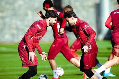 Galatasaray'da Trabzonspor mesaisi sürüyor