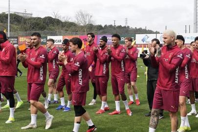 Galatasaray'da Victor Osimhen sürprizi: Gençlerbirliği maçının kamp kadrosu açıklandı