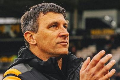 Hull City Teknik Direktörü büyük ödüle aday!