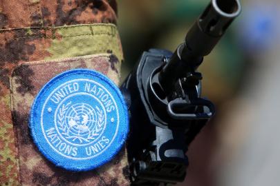 İsrail, BM Barış Gücü karargahının güvenlik kameralarını tahrip etti