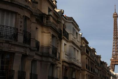 Paris'te İkinci Dünya Savaşı bombası imhası için binlerce kişi tahliye edildi