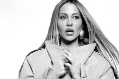 Şarkıcı Derya Uluğ annesinin doğum gününü kutladı: En kıymetlim