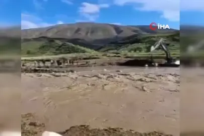 Siirt'te taşkın riskine karşı müdahale çalışmaları sürüyor