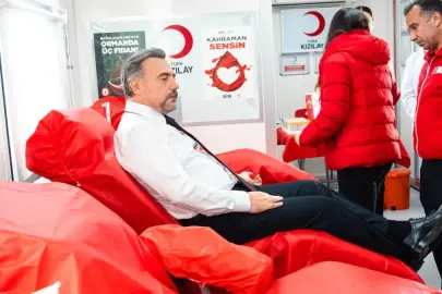 Türk Kızılay'dan Oktay Kaynarca ile kan bağışı çağrısı: "Kahraman sensin!"