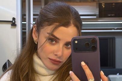 Yoga yaptığı anları paylaştı! İlayda Alişan esnekliğini gösterdi