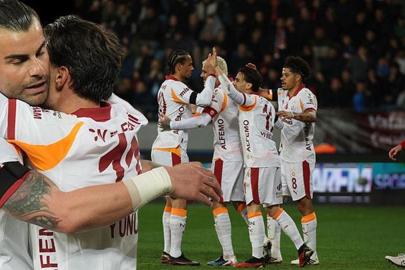 Zirvede fark 4 puan! Aslan kritik deplasmandan kayıpsız döndü! Gençlerbirliği - Galatasaray maç sonucu 1-2