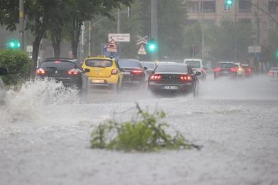 39 il için sarı uyarı: Kuvvetli yağışa dikkat